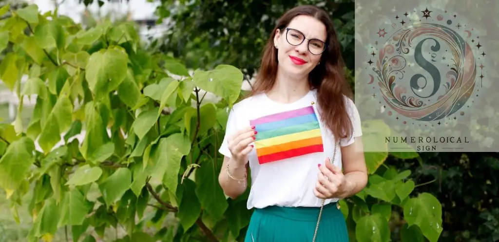 žena hrdá na to, že je součástí LGBT komunity